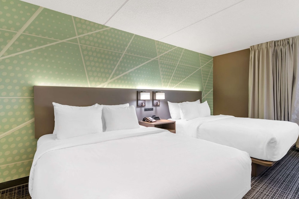 comfort inn and suites