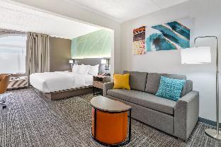 comfort inn and suites