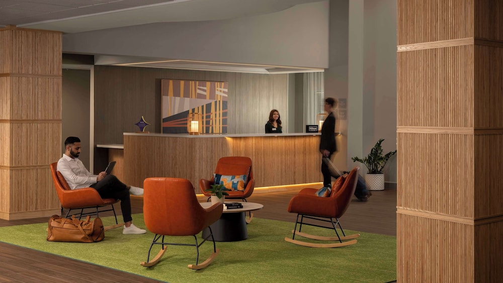 spark by hilton houston bush intercontinental airport