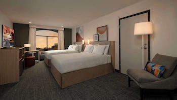 spark by hilton houston bush intercontinental airport