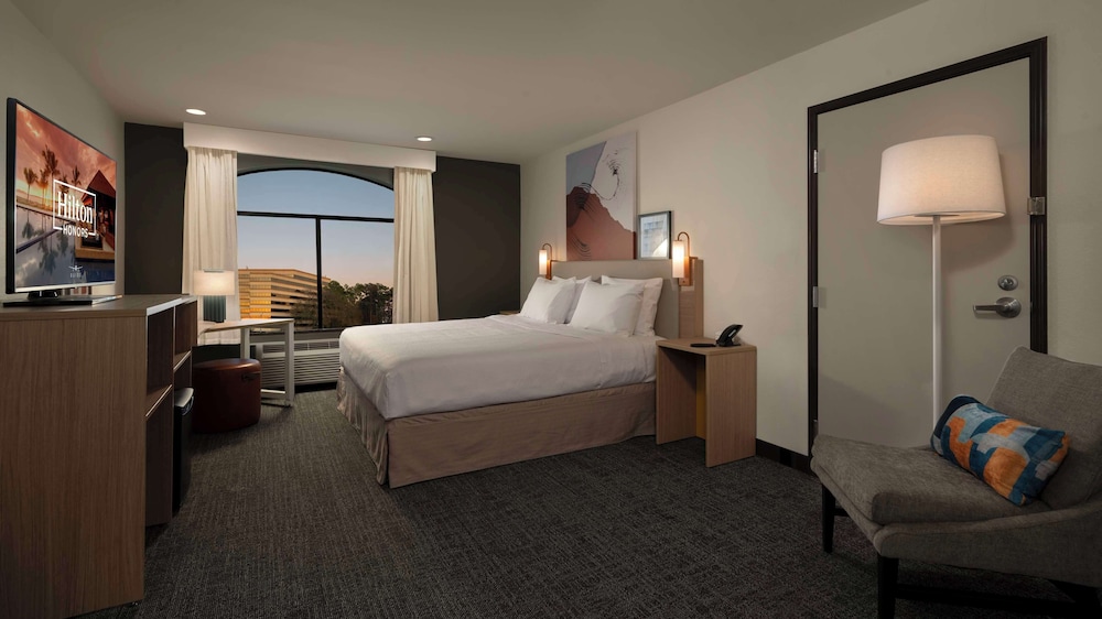 spark by hilton houston bush intercontinental airport