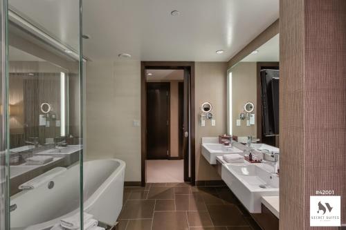 secret suites at vdara