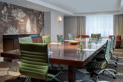 hotel tonnelle new orleans a tribute portfolio hotel by marriott