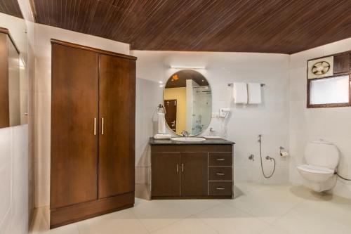 country inn maple resort