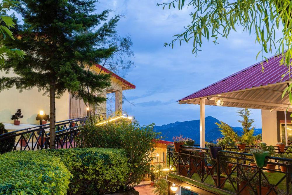 country inn maple resort