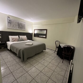 red hotel centric santiago