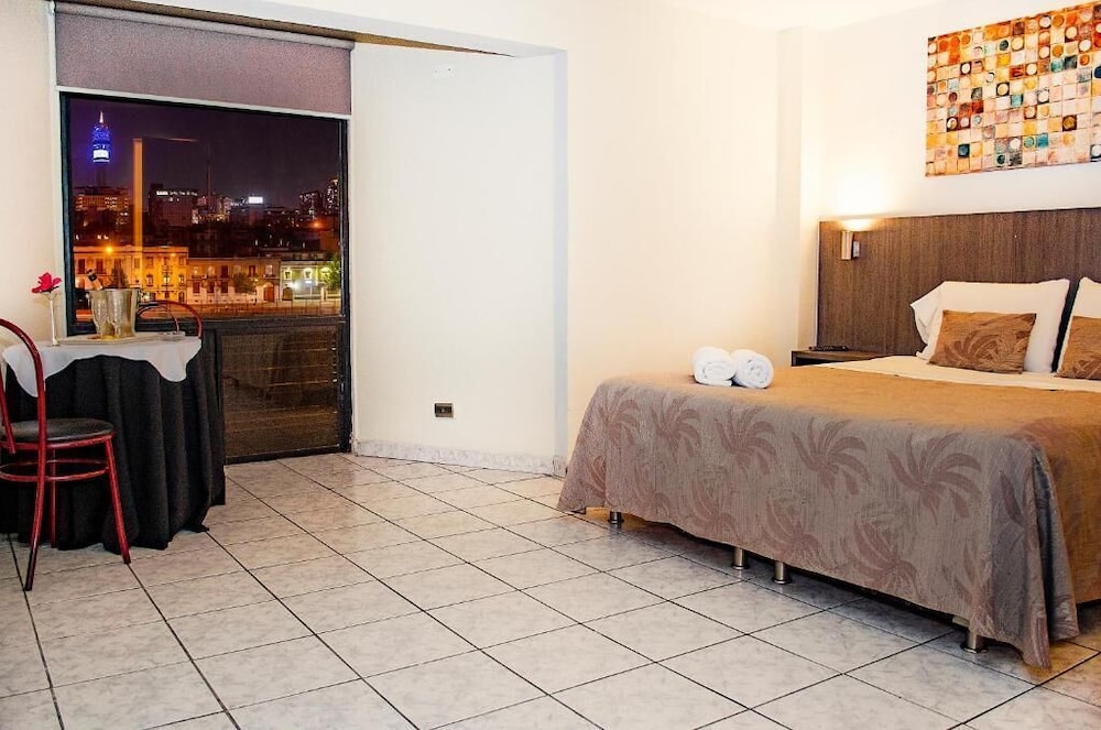 red hotel centric santiago