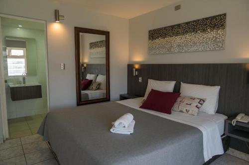 red hotel centric santiago