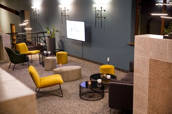 dwor w tomaszowicach