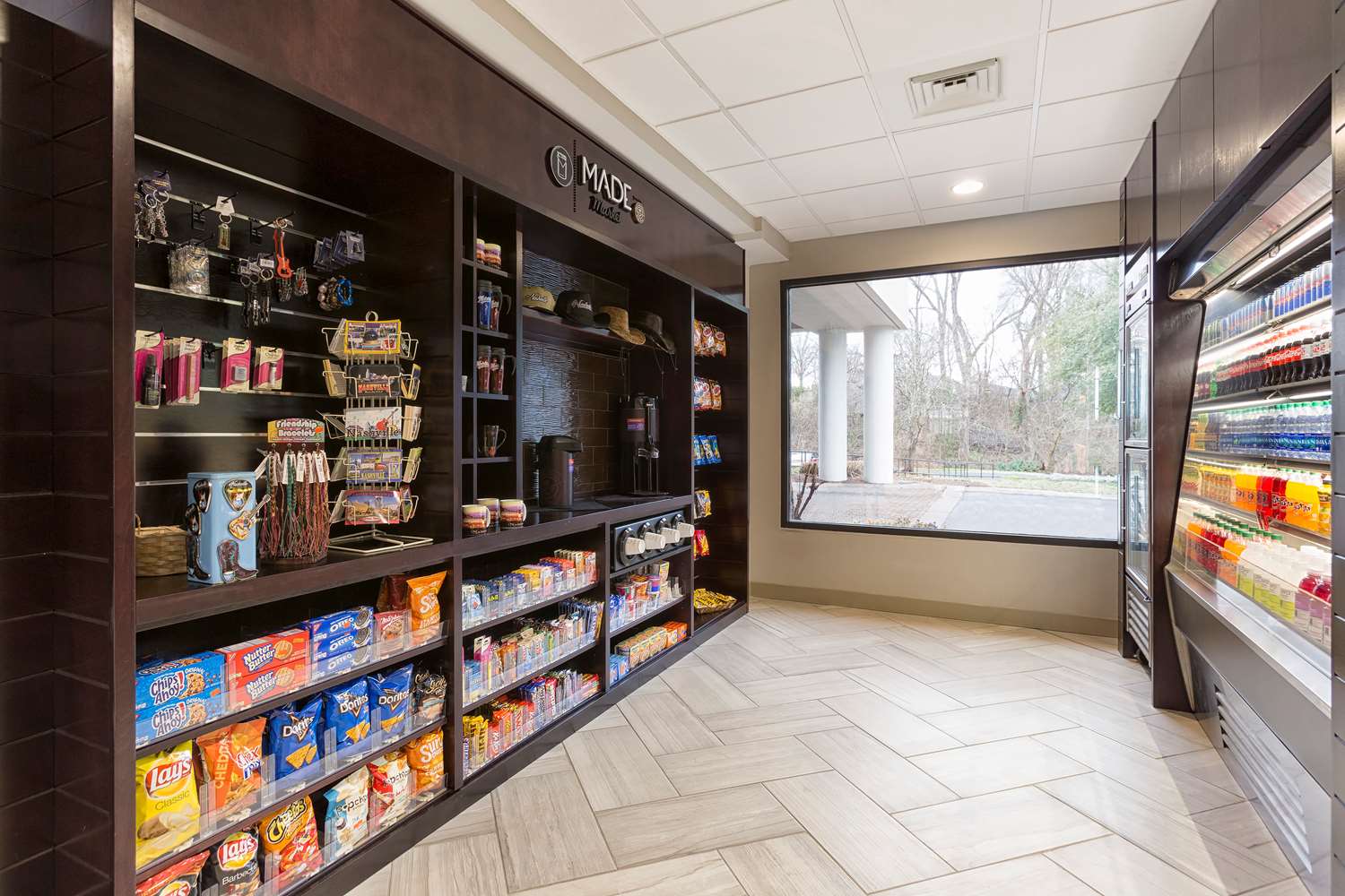 doubletree suites by hilton nashville airport