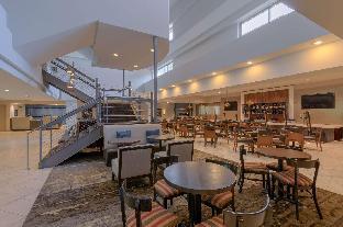 doubletree suites by hilton nashville airport