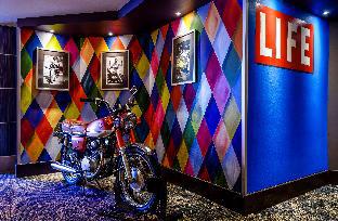 the verve hotel boston natick tapestry collection by hilton