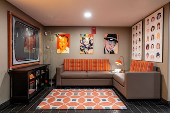 the verve hotel boston natick tapestry collection by hilton