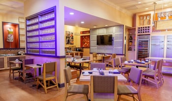 the verve hotel boston natick tapestry collection by hilton