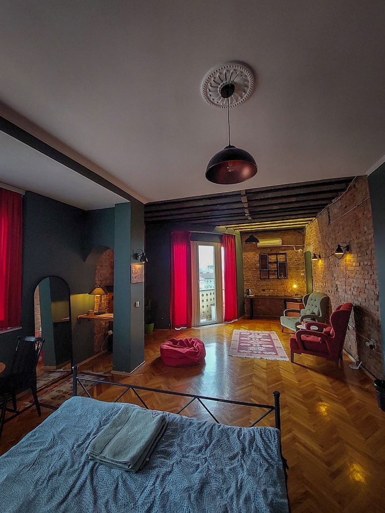 prishtina center hostel