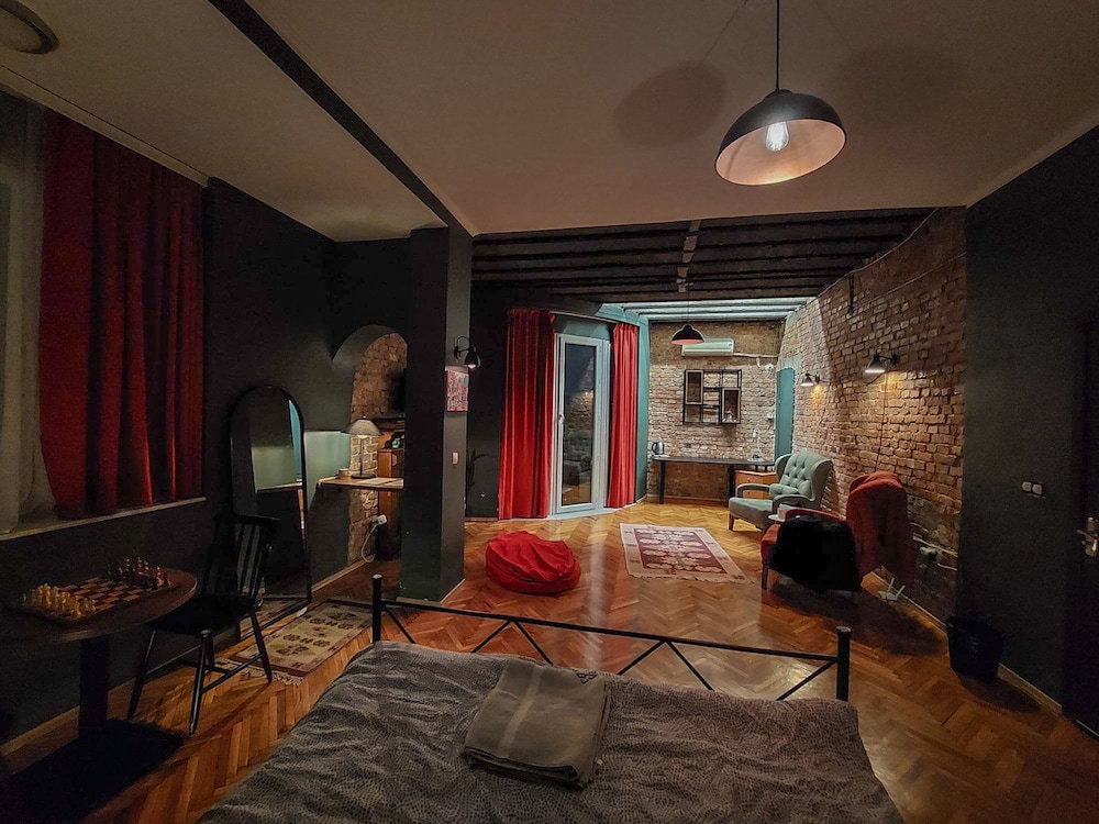 prishtina center hostel