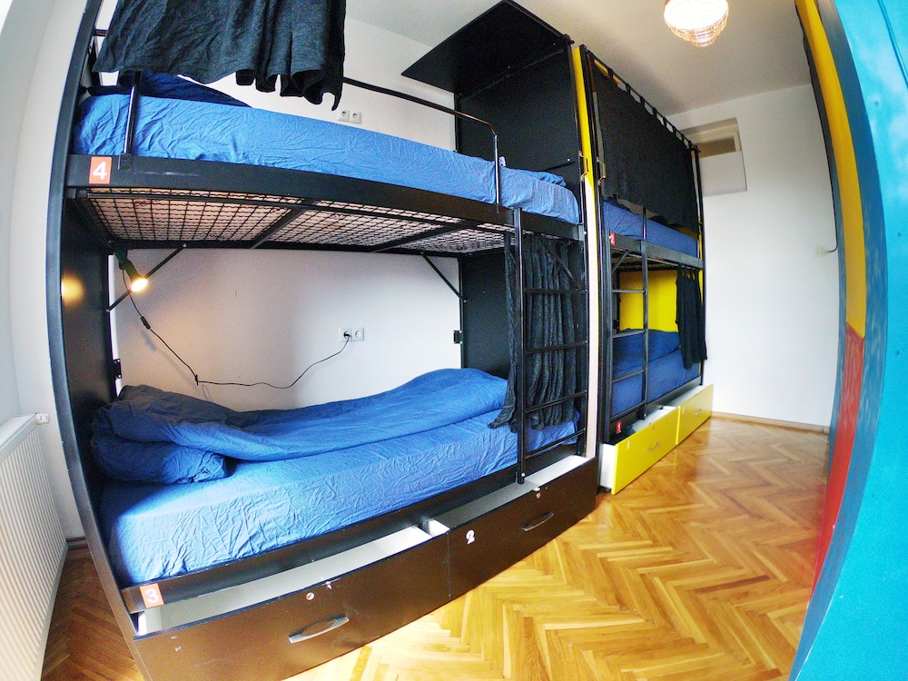 prishtina center hostel