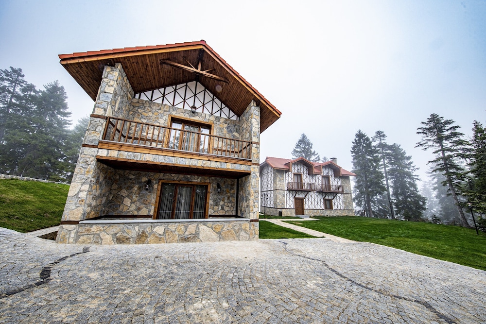 foleya mountain resort hotel and villas