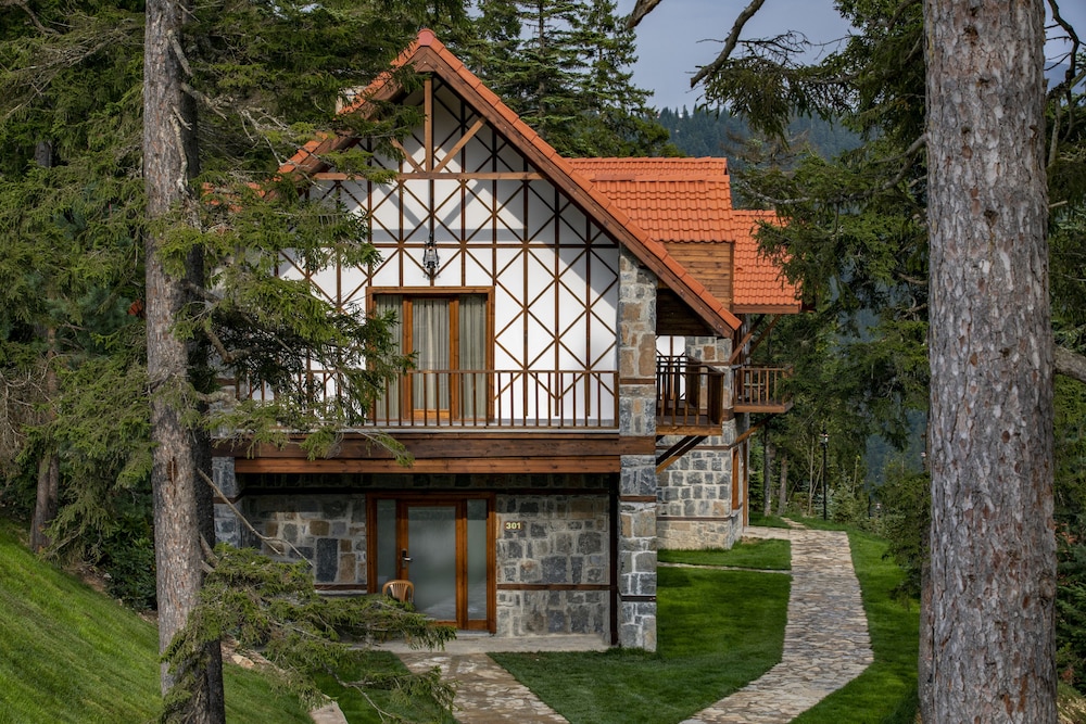 foleya mountain resort hotel and villas
