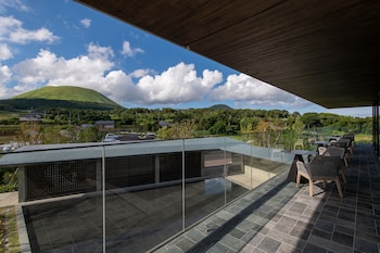 goto retreat by onko chishin