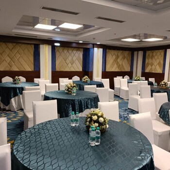 Hylife - Hotels And Conventions,Mancherial>>Laxettipet,3 star