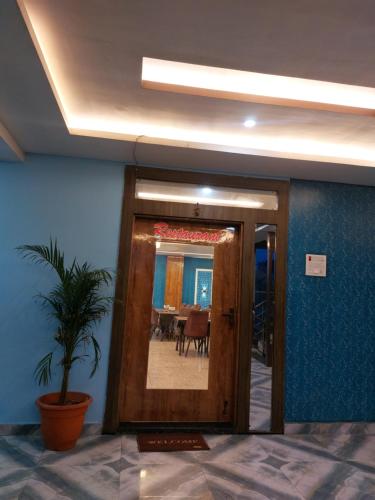 hotel satyam and restaurant