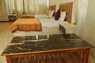 hotel satyam and restaurant