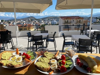 monel hotel
