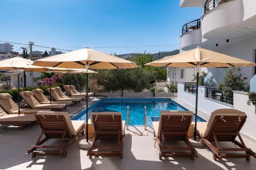 monel hotel