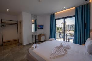 monel hotel