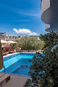 monel hotel