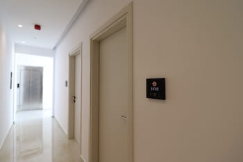 monel hotel