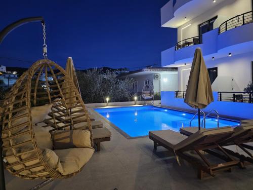 monel hotel