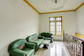 spot on 92446 penginapan aina syariah