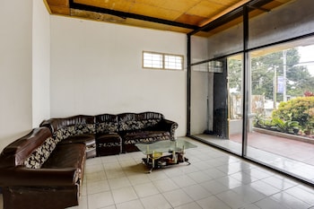 spot on 92446 penginapan aina syariah