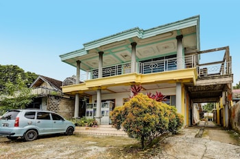 spot on 92446 penginapan aina syariah