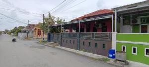 spot on 92466 adam kost syariah