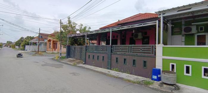 spot on 92466 adam kost syariah