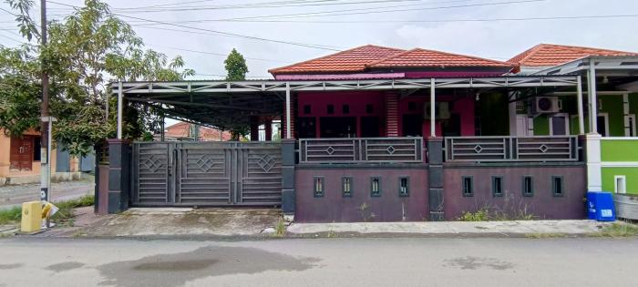 spot on 92466 adam kost syariah