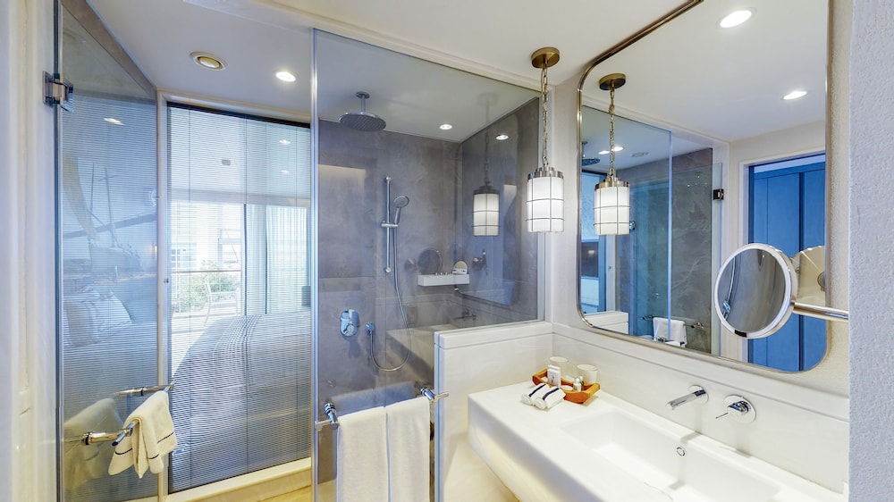 karpaz gate marina hotel