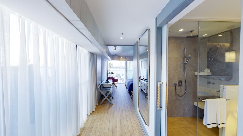 karpaz gate marina hotel