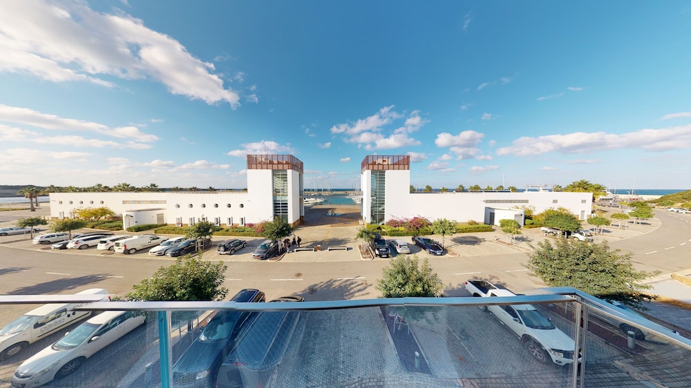 karpaz gate marina hotel