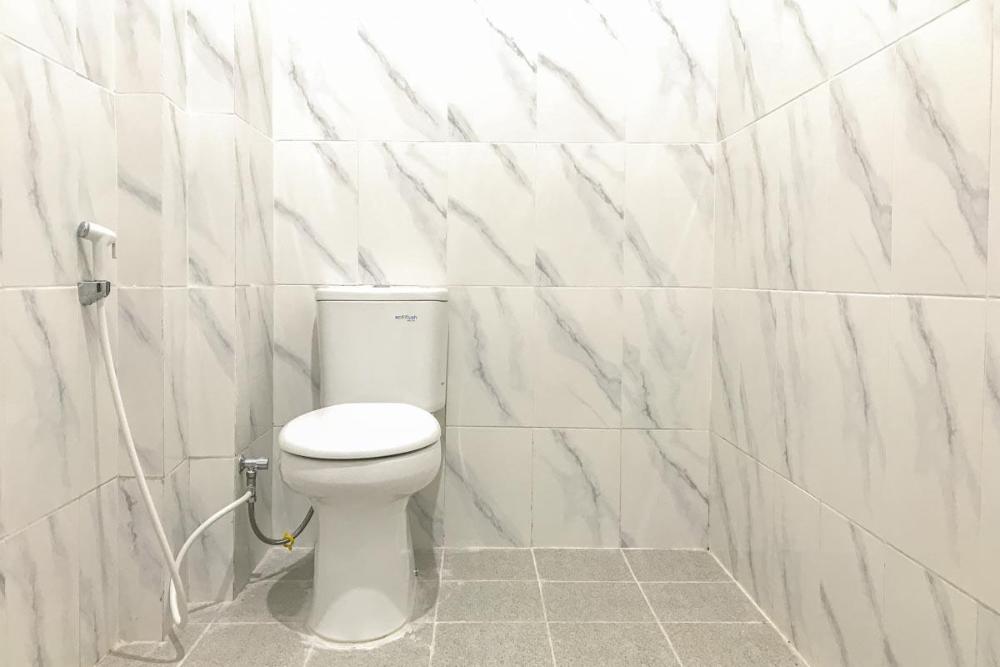 reddoorz syariah near stasiun madiun 2