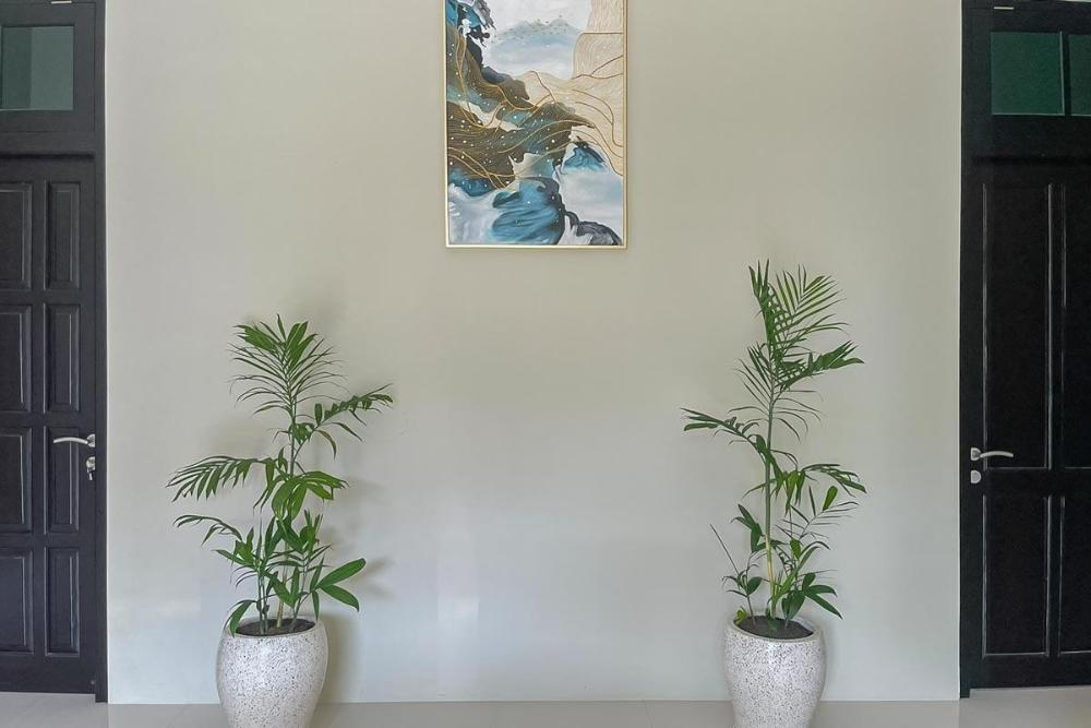 reddoorz syariah near stasiun madiun 2