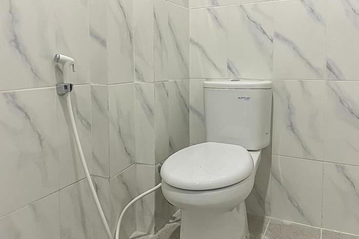 reddoorz syariah near stasiun madiun 2