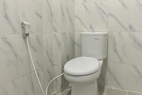 reddoorz syariah near stasiun madiun 2