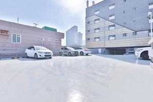 riverside in february gyeongbuk gyeongsan branch