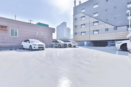 riverside in february gyeongbuk gyeongsan branch