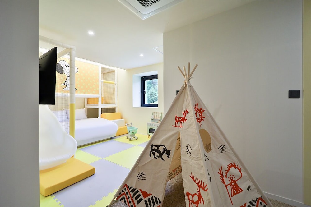 doan kids hotel