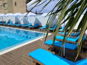 atrium deluxe resort